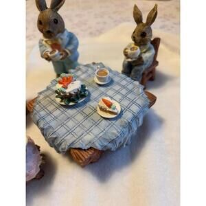 1993 Mervyn's Resin Bunny Family Easter Decor